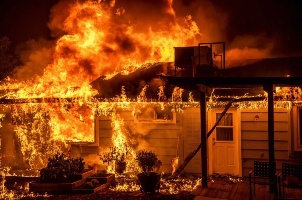 ¡Insólito! Vecinos terminaron drogados tras un incendio en la casa de un vendedor de drogas