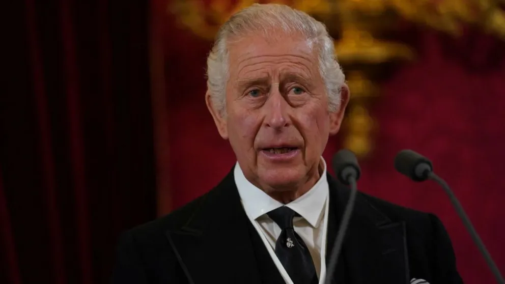 Carlos III devastado al recibir este ridículo y vergonzoso apodo publicado por The Times
