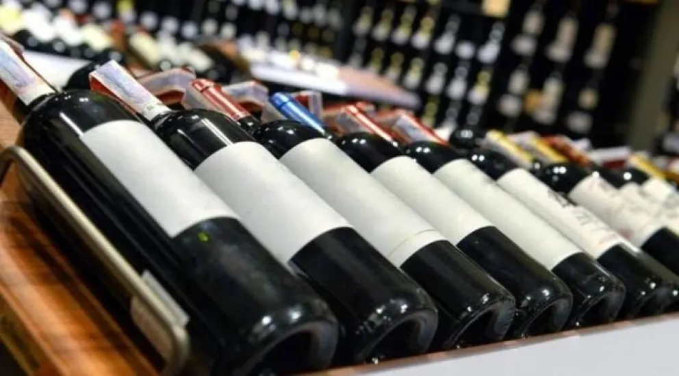 La Aduana rematará lotes de distintas bebidas alcohólicas, enterate cómo participar