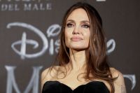 Jennifer Aniston lo disfruta: éste es el sorpresivo e increíble cambio de imagen de Angelina Jolie