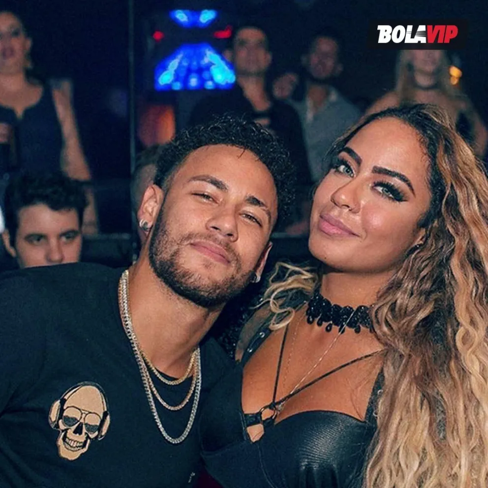 El increíble secreto de Neymar: conocé la impactante hermana del jugador que desató la locura en redes