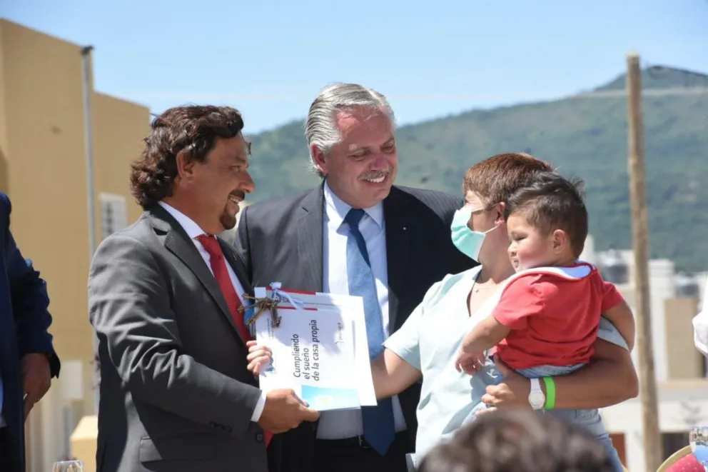 Gustavo Sáenz le pidió al presidente que todo el país pague la misma tarifa de servicios  