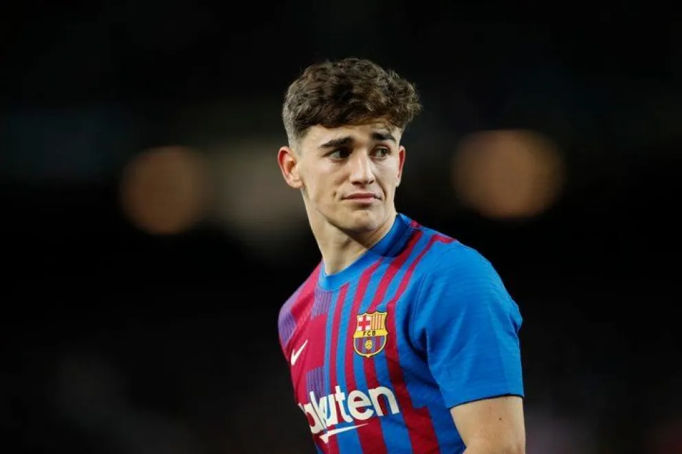 Sufre Gavi y festeja Enzo Fernández: La figura que Chelsea le quiere sacar a Barcelona