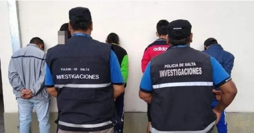 Detienen a una banda de delincuentes que realizaban robos con armas en zona Oeste