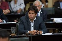 El peculiar gesto que tuvo Gustavo Sáenz con el Legislador de San Martín durante su discurso en la Asamblea Legislativa