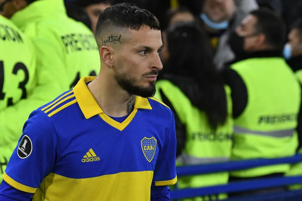 Siguen los problemas en Boca Juniors: la falta de disciplina de Darío Benedetto que enfureció a Almirón