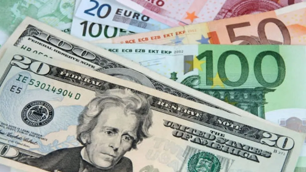 Dólar blue: así será la “impactante” cotización de la moneda para el día lunes