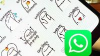 El sorprendente truco que trae WhatsApp para poder recuperar los stickers eliminados