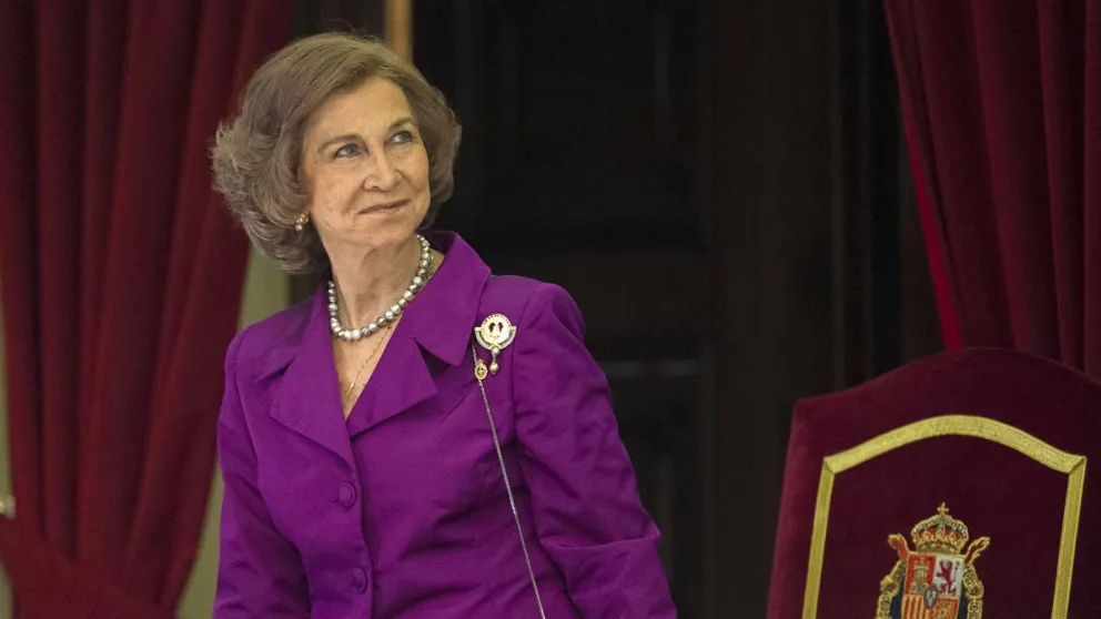 No la soportan: los brutales y exigentes pedidos de la reina Sofía a la hora de irse de viaje