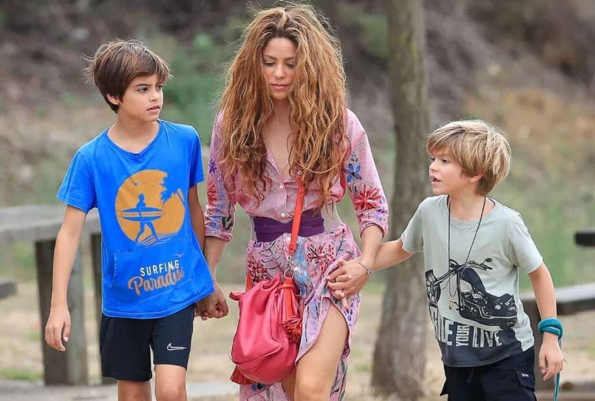 SHAKIRA