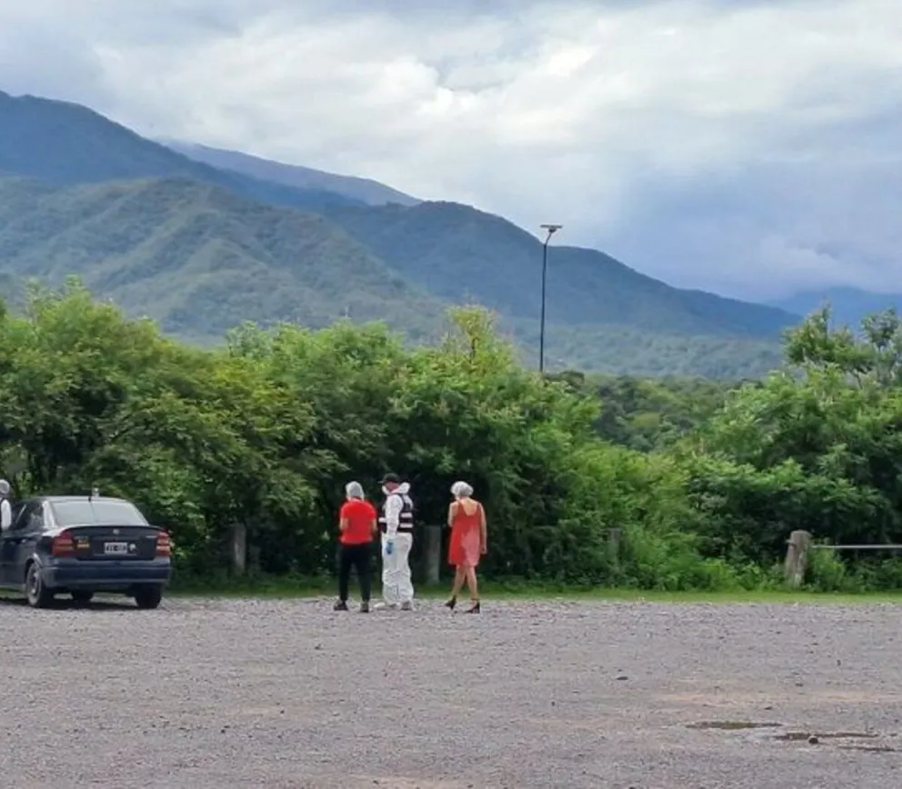 Caso Dique las Lomitas: la muerte de la pareja habría sido causada por una falla del auto 