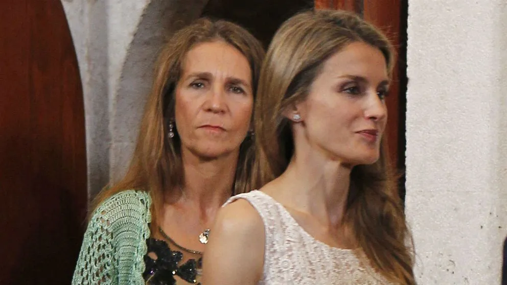La indignación de la Infanta Elena al ver como Letizia logró enamorar a Felipe VI haciendo esto