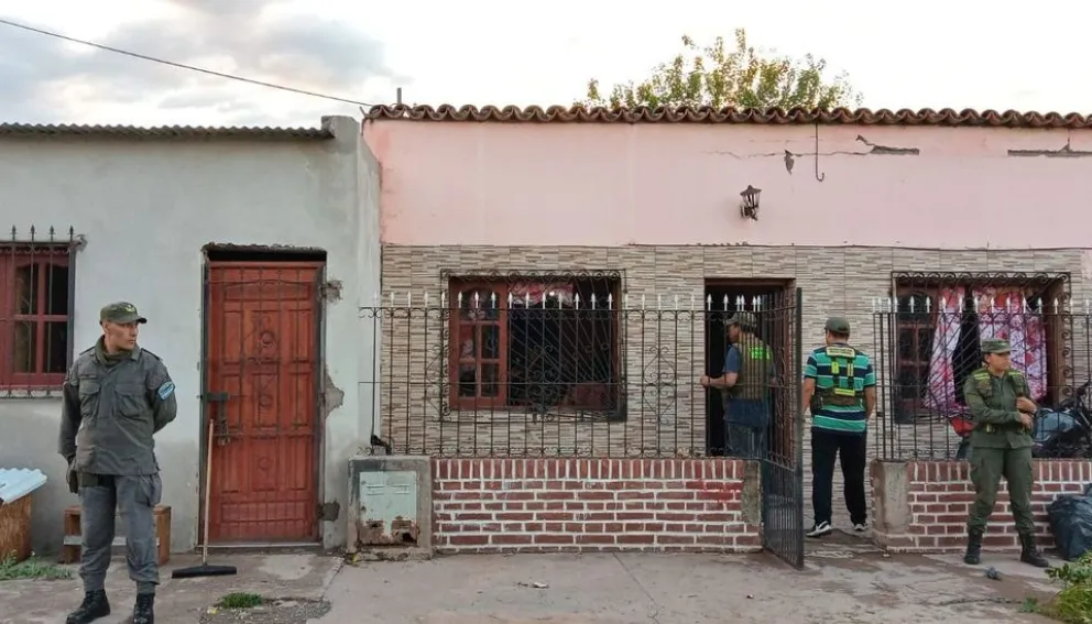 Desbarataron un prostíbulo protegido por policías que eran clientes del lugar 