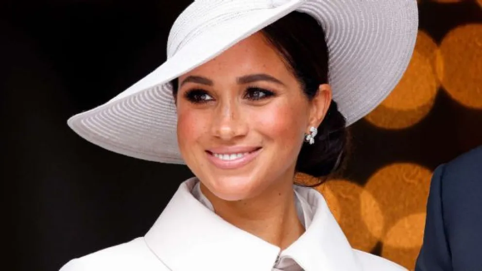 La misteriosa princesa que copió el look de Meghan Markle en la boda de Hussein de Jordania: fotos 