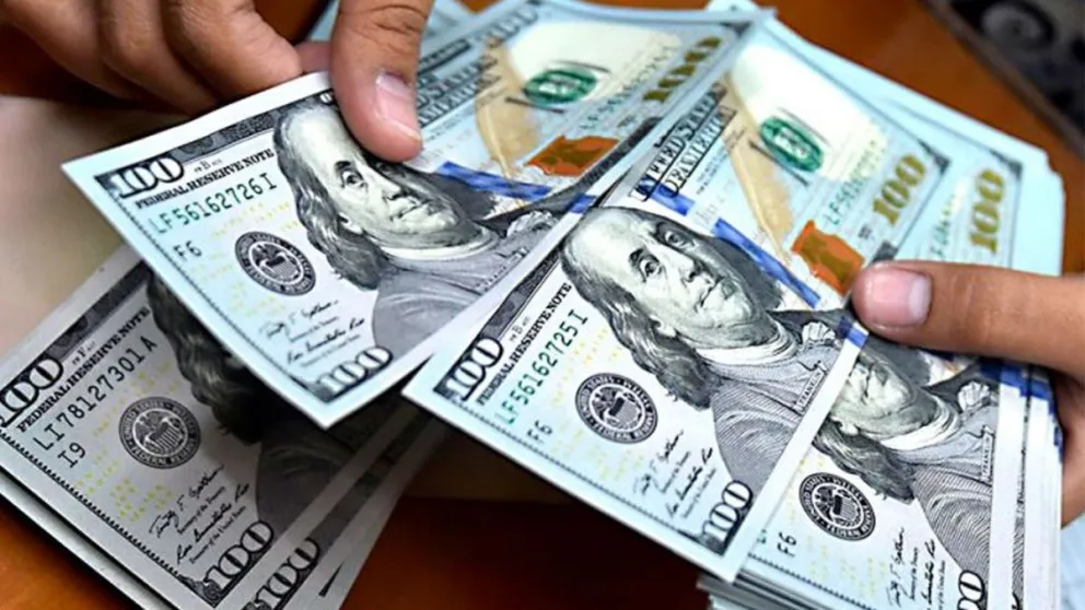 Dólar blue y dólar oficial: cómo cerró la cotización del viernes 4 de agosto
