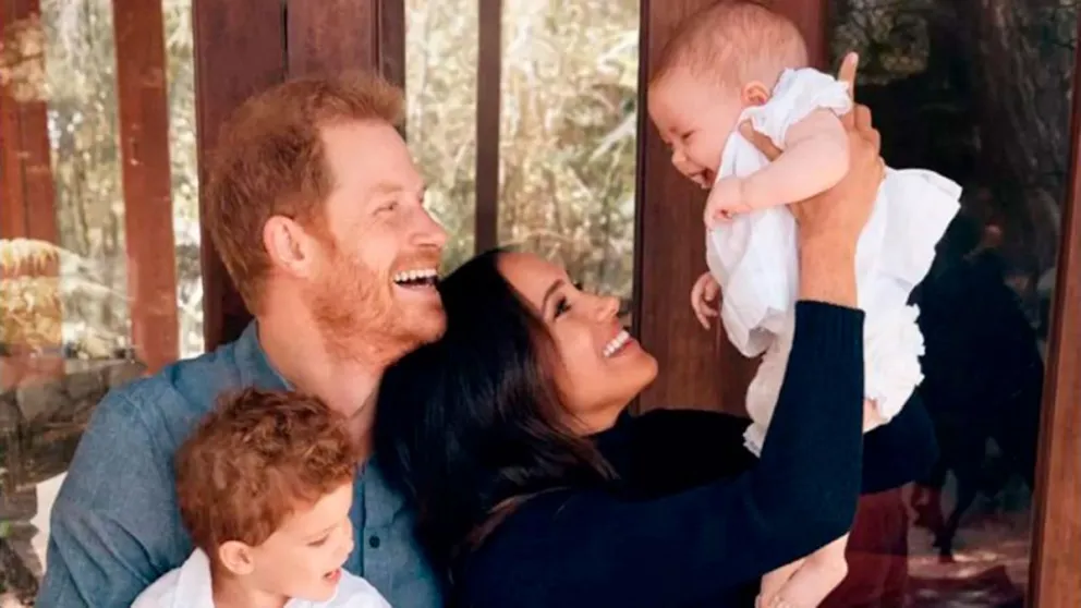 Esta es la actividad preferida de Carlos III, que hace junto a Archie y Lilibet: Harry y Meghan no pudieron evitarlo