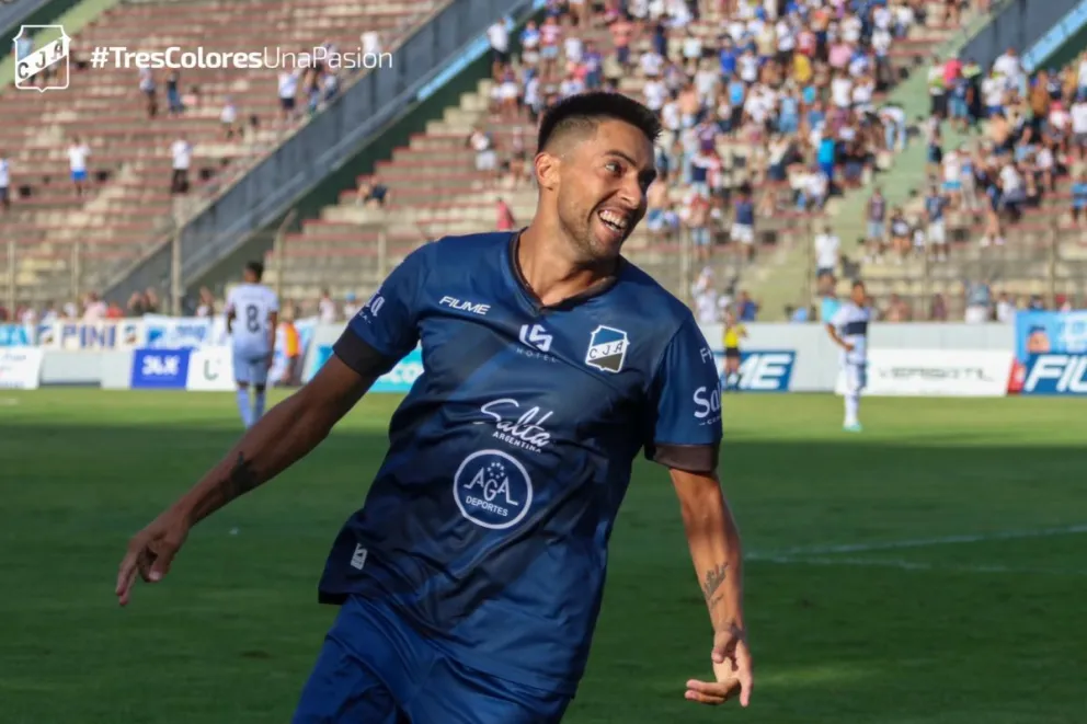 Juventud Antoniana comenzó con el pie derecho en su debut en el Federal A de este año