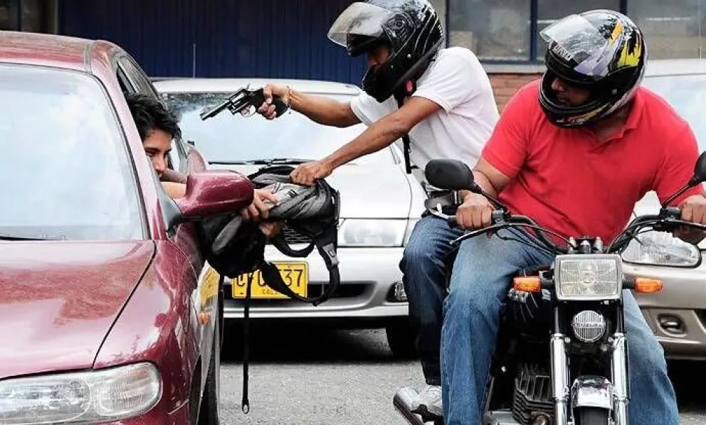 Con armas de fuego: Un violento asalto a plena luz del día en Tartagal