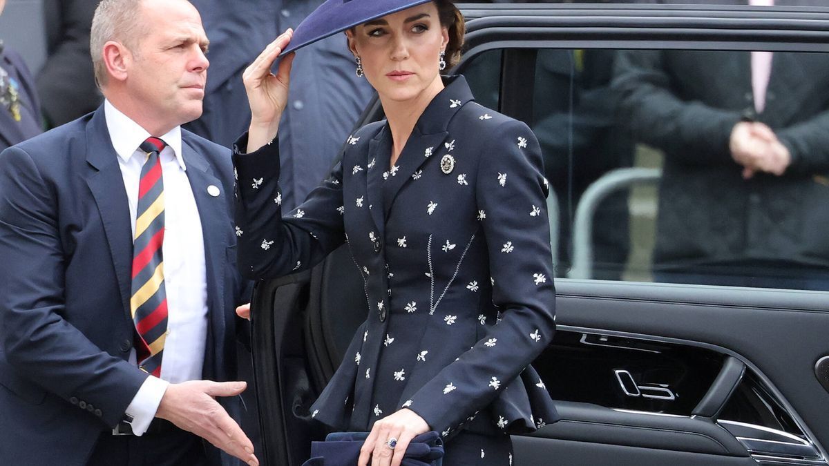 KATE MIDDLETON