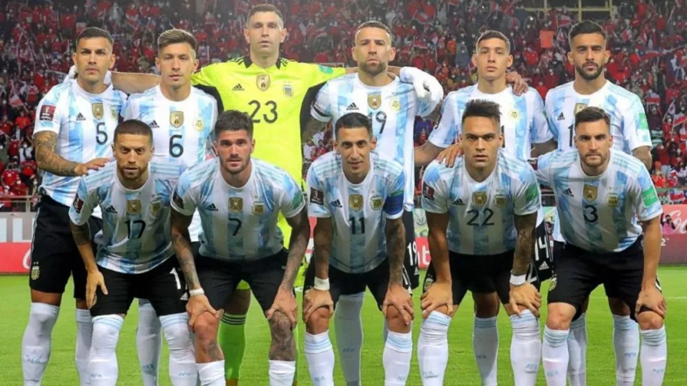 En medio de la organización de la AFA, la Selección Argentina y Lionel Messi reciben un golpe duro