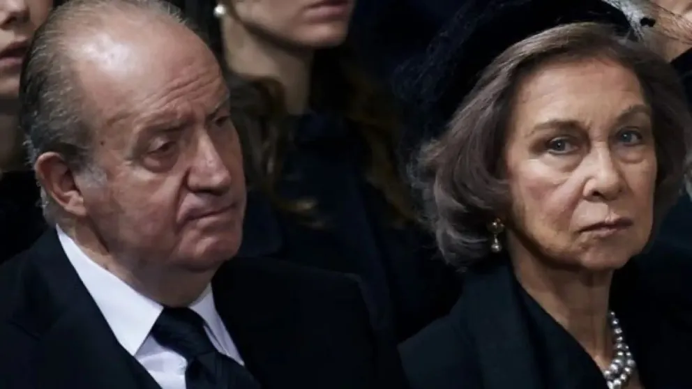 Así es la desesperada petición de Felipe VI ante los posibles y catastróficos planes de la reina Sofía