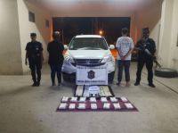 Golpe al narcotráfico: efectivos policiales secuestraron 15 kilos de cocaína en Orán 