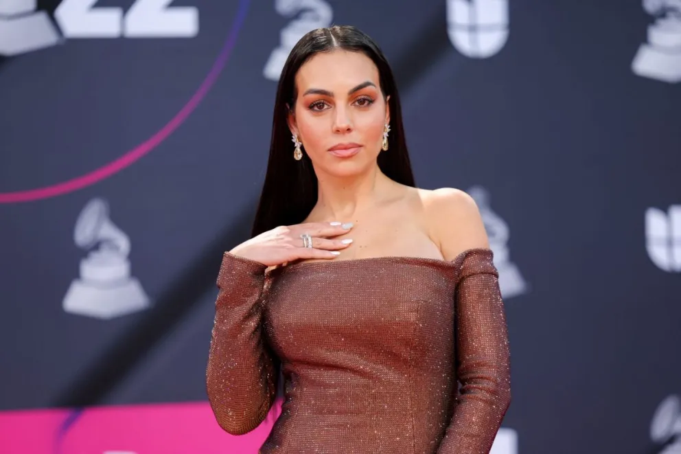 Georgina Rodríguez se luce en un nuevo trabajo: protagonizó una espectacular sesión de fotos vintage