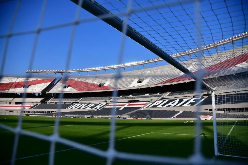 River: este es el fantástico jugador que despreció volver al club, pero quizá sea su única opción