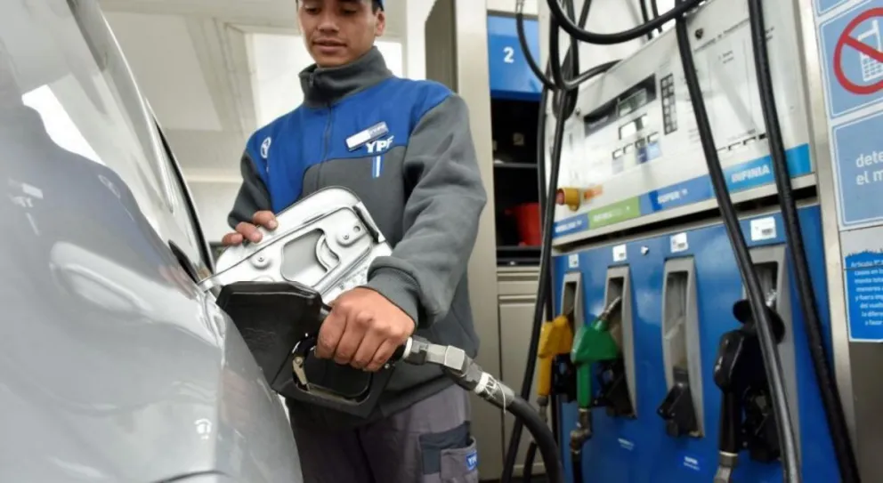 En Salta no se cumple el acuerdo nacional, YPF subió hasta un 6,6 %: cuánto cuesta llenar el tanque