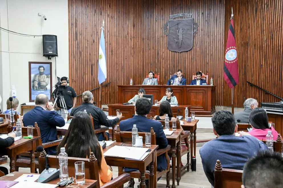Concejo Deliberante interroga a funcionarios municipales por el pago de $74 millones a consultoras