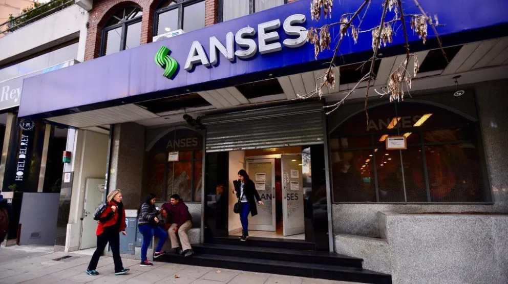 Nuevo bono de ANSES: quiénes podrán cobrar $45.000 y cómo deberán solicitarlo