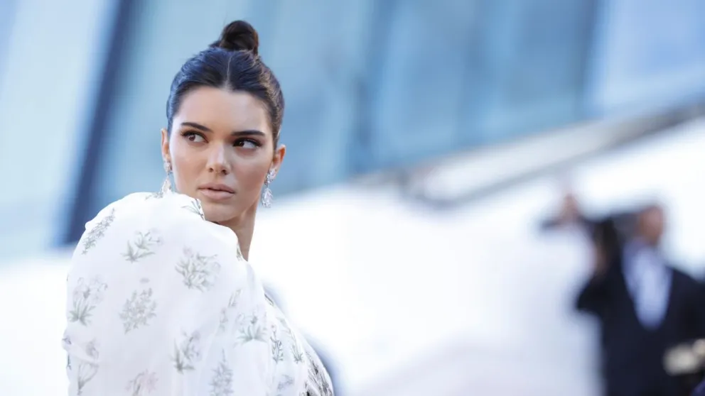 Tierno gesto de Kendall Jenner a Bad Bunny en Coachella, que evidencia el amor que siente por él