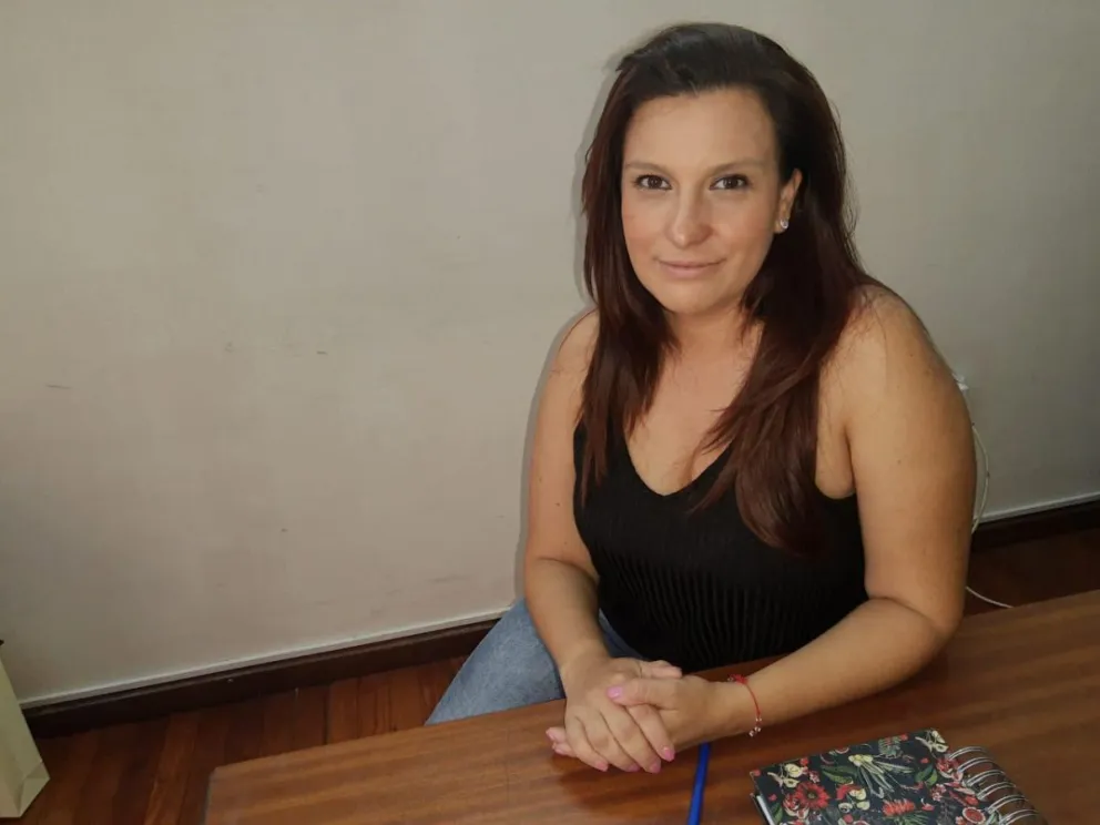 Mónica Juárez impulsa un proyecto para que los currículums vitae generen igualdad y más oportunidades