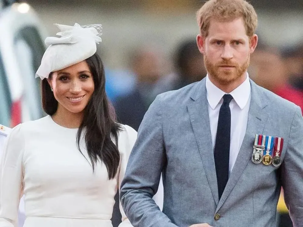 Las trágicas historias de renuncias a títulos reales que superan brutalmente a Harry y a Meghan