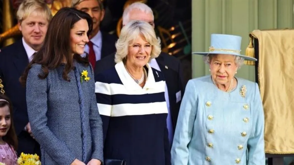 La fuerte disputa entre Kate Middleton y Camila Parker por los objetos más preciados de la reina Isabel II 