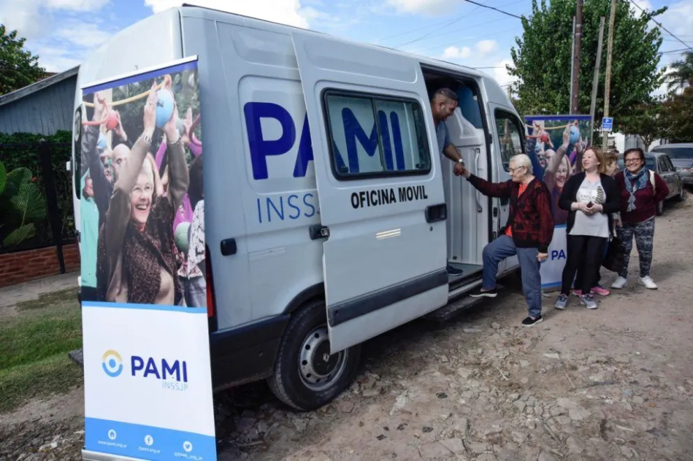 PAMI Móvil: la obra social continúa recorriendo las delegaciones, enterate qué trámites podés realizar
