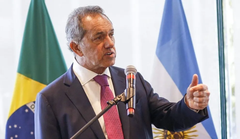 Daniel Scioli anunció el apoyo de un banco de Brasil  
