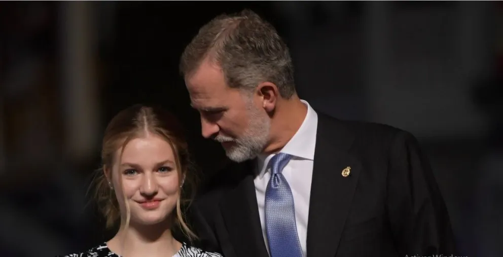 Descontrol y caos: la princesa Leonor desafía y ridiculiza al rey Felipe VI y su reinado tambalea