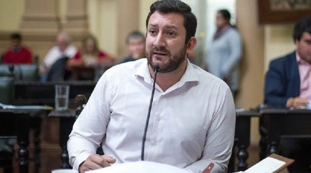 El Frente de Todos anunció su fórmula para las elecciones: Walter Wayar gobernador, Iván Mizzau vice