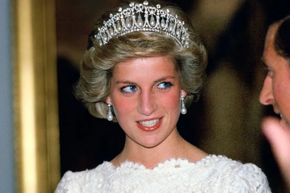Según la inteligencia artificial así se vería lady Di en la coronación de Carlos III