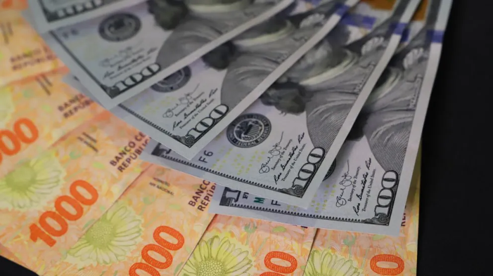Dólar blue: esta es la “impactante” cotización de la moneda para este lunes 27 de marzo