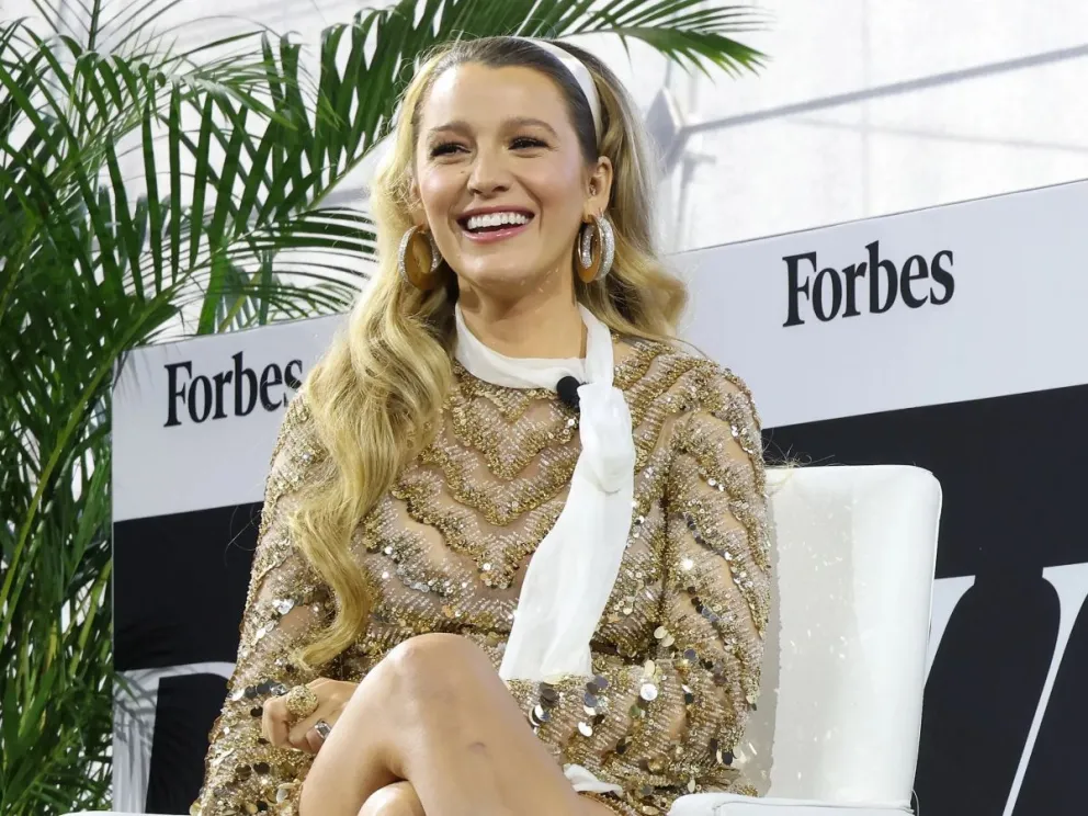 Blake Lively revela el rostro de su nuevo bebé por primera vez: imágenes de la hermosa familia de seis