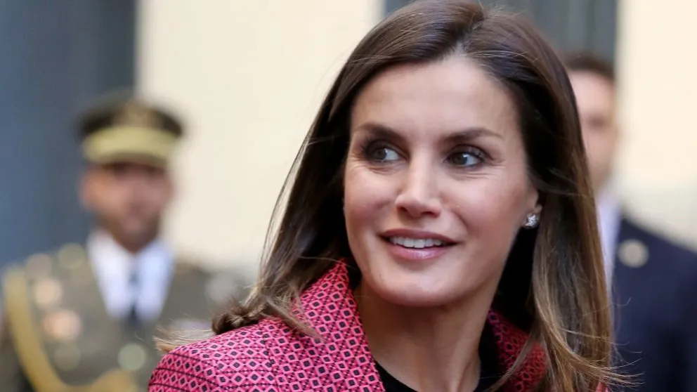 Descubrí la insólita actriz de Hollywood a la que la reina Letizia le robó un vestido: nadie lo puede creer