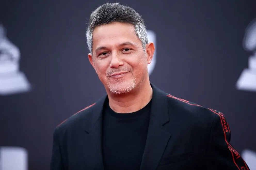 Brutal arrepentimiento: la insólita mujer que rechazó a Alejandro Sanz y la foto que lo muestra explotó las redes
