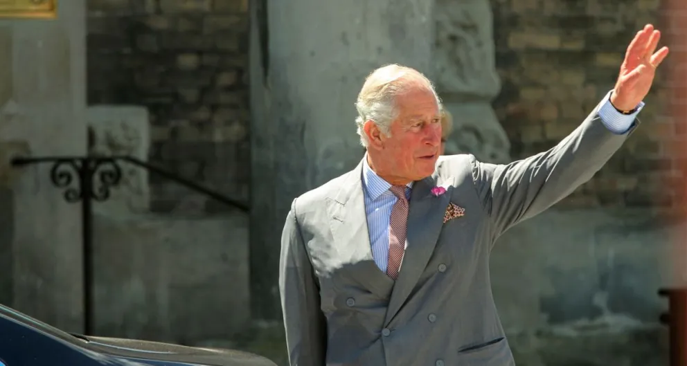 No es el príncipe Harry: este es el familiar de Carlos III que amenaza con hundirlo y destrozarlo
