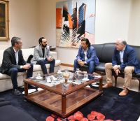 Gustavo Sáenz se reunió con el nuevo director de la Orquesta Sinfónica de Salta
