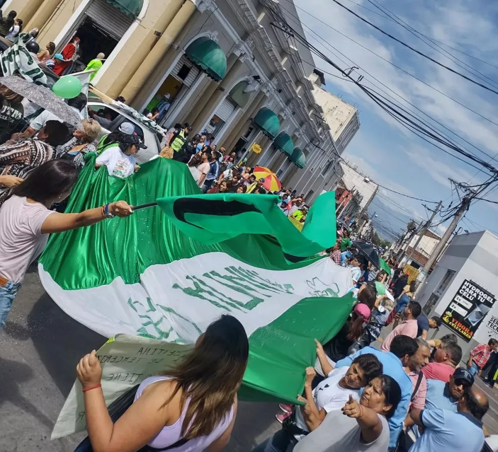 La UTM decidió suspender temporalmente los reclamos en las calles debido al  Milagro