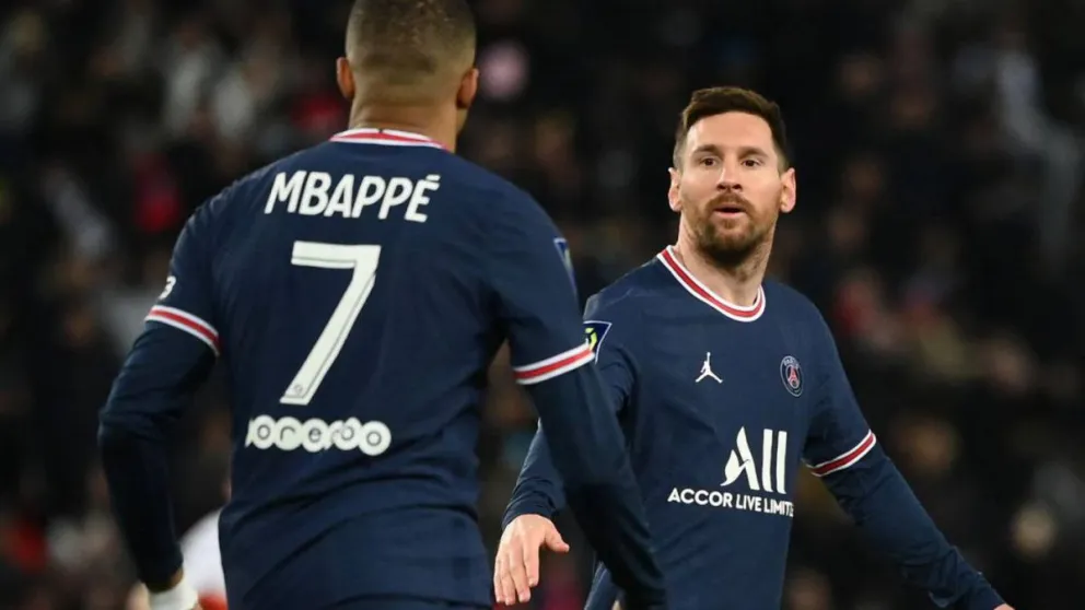 El escandaloso y millonario contrato de Kylian Mbappé que complica la renovación de Lionel Messi