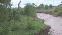 Barrio tapado por un río: Recursos Hídricos señaló como culpable de la falta de respuestas a Carlos Folloni  