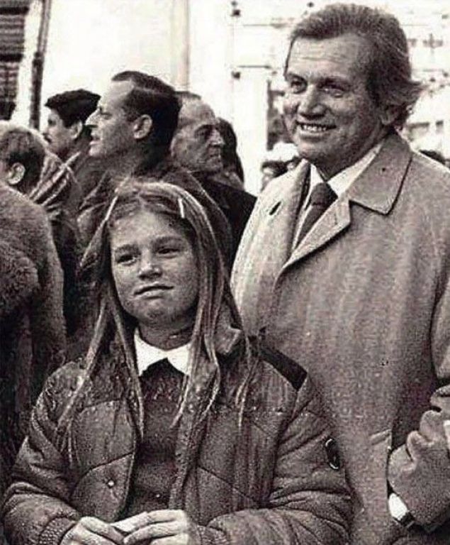 Máxima Zorreguieta, junto a su padre.